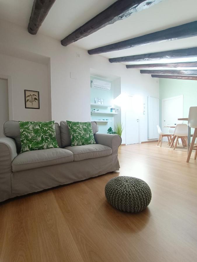 Loving My Rooms 1 - Deliziosa Mansarda In Centro Gorizia Ngoại thất bức ảnh